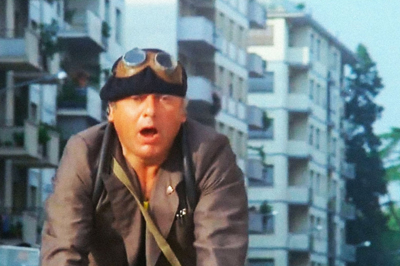 In sella alla bersagliera